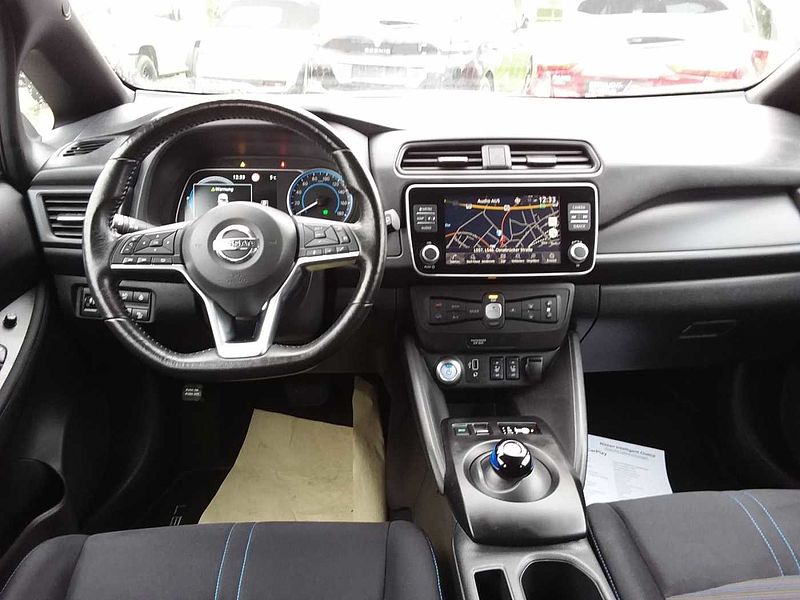 Nissan Leaf Acenta Navi Sitzheizung v+h CarPlay